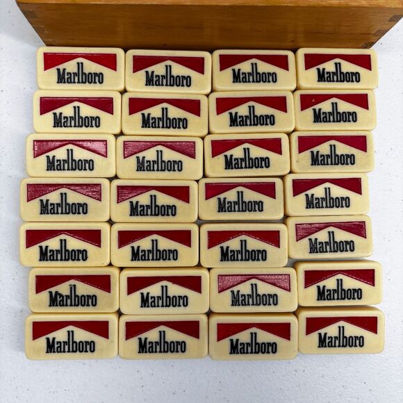 Vintage Marlboro Dominos In Wood Box Set Tobacco Tobacciana Advertising - Picture 6 of 9